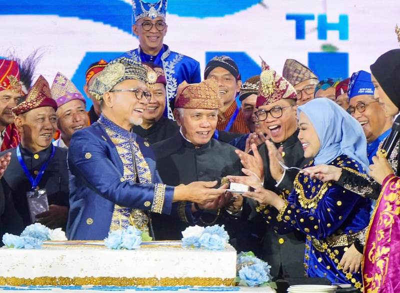 Zulkifli Hasan di Kongres VI PAN