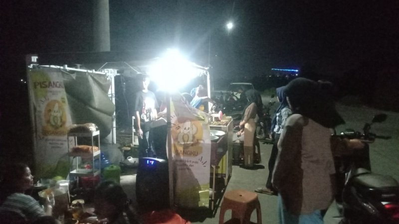 pedagang karawang