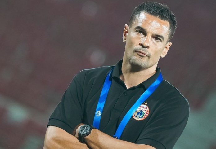 Carlos Pena Pelatih Persija Jakarta