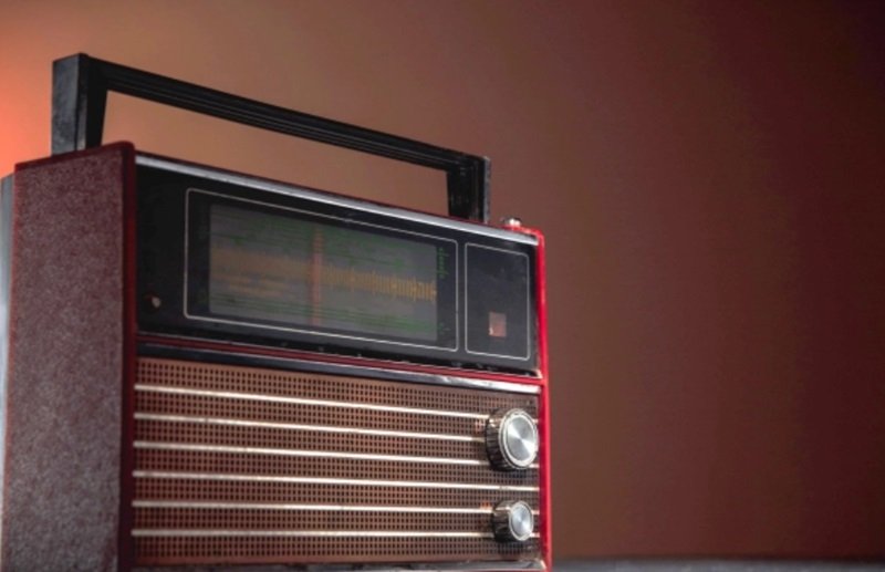 Ilustrasi radio