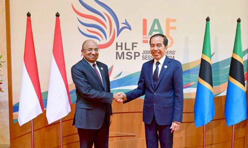 Jokowi bersama Presiden Zanzibar
