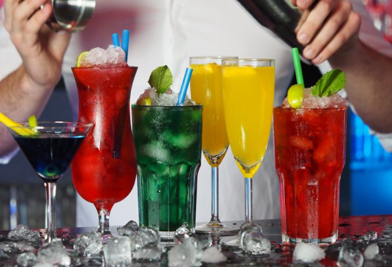 Mocktail dan Cocktail