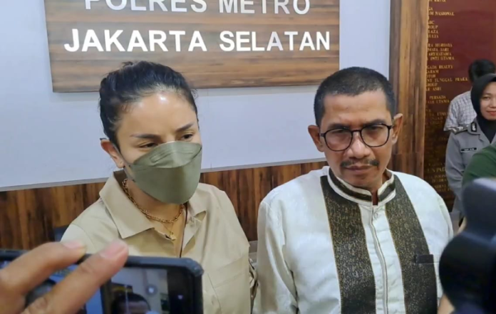 Nikita Mirzani di Polres Metro Jaksel