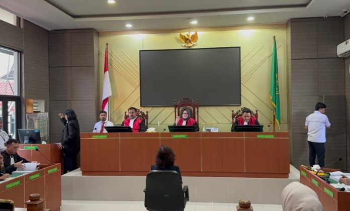 Sidang di Karawang