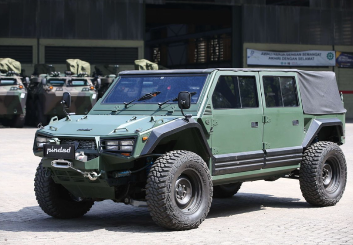 Mobil Maung Pindad