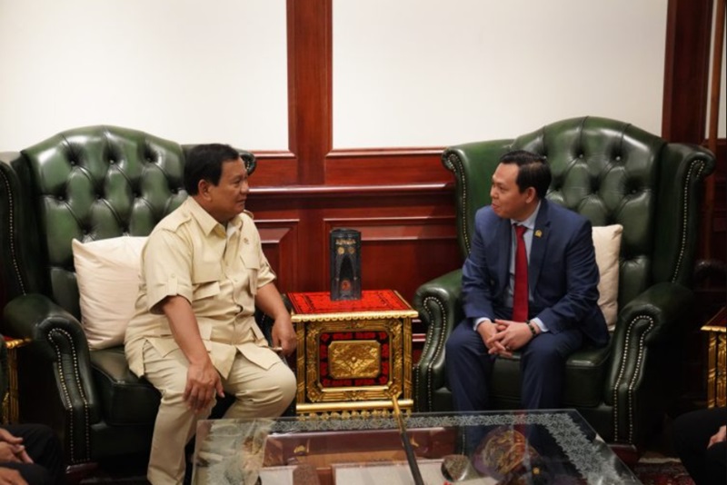Prabowo Subianto bersama Ketua DPD RI