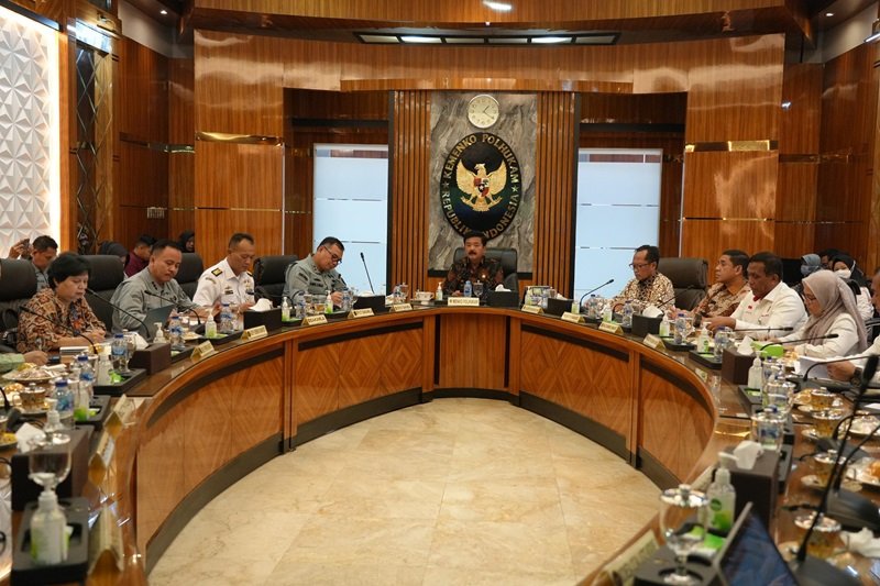 Rapat Menko Polhukam