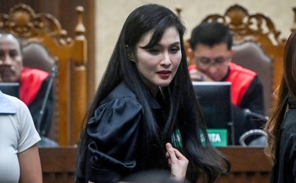 Sandra Dewi