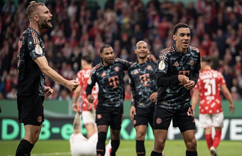 Skuad Bayern Munchen lawan Mainz di DFB Pokal