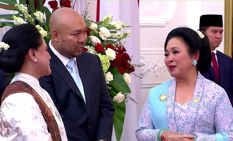 Titiek Soeharto bersama Iriana