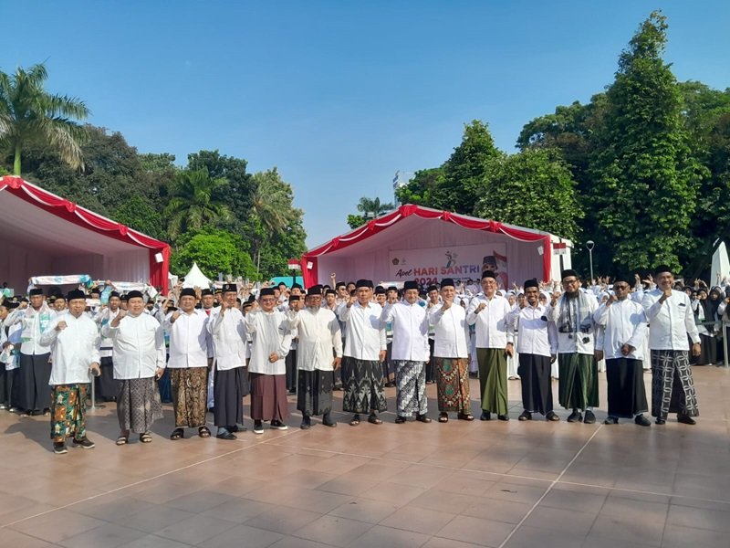 Upacara Hari Santri Pesantren Eks JI di Tugu Proklamasi