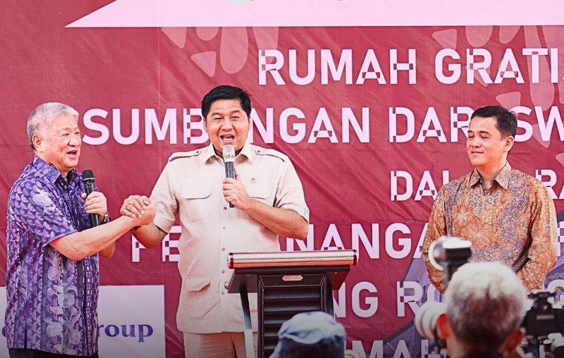 Aguan dan Maruarar Sirait