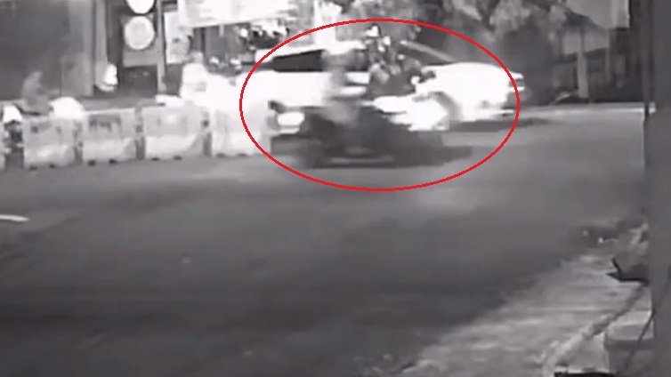 CCTV Tabrak Lari CCTV Tabrak Lari