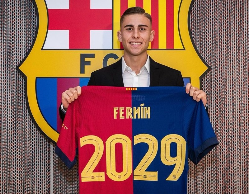 Fermin Lopez Kontrak Baru dengan Barcelona