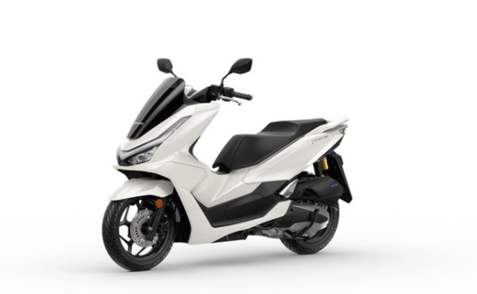 New Honda PCX 125 2025 (1)