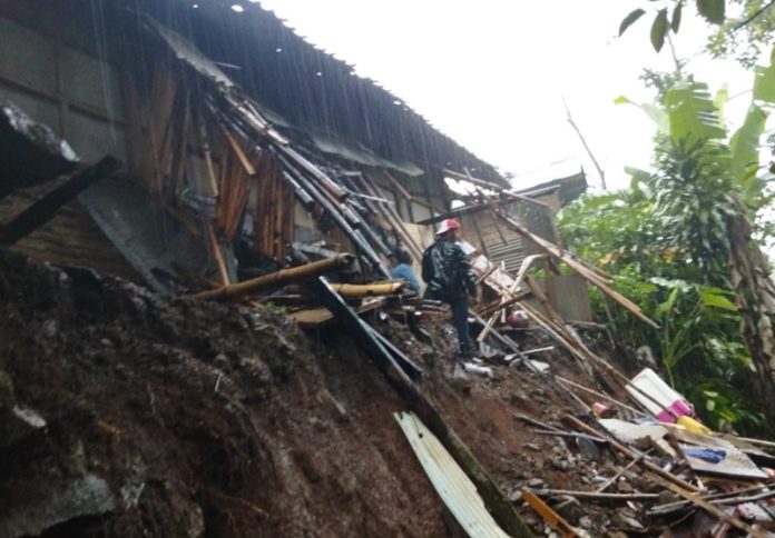 Banjir dan longsor di Sukabumi