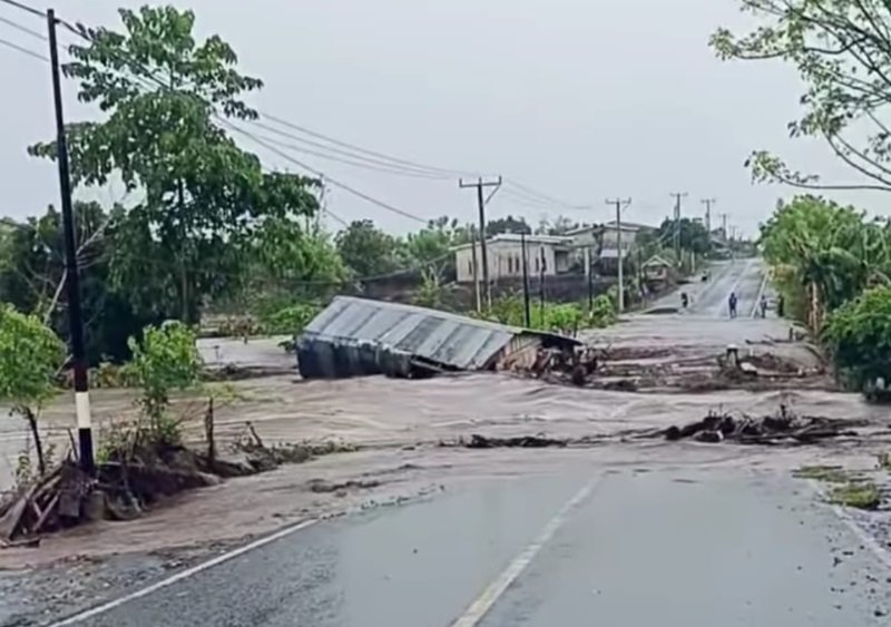 Banjir di Kabupaten Dompu