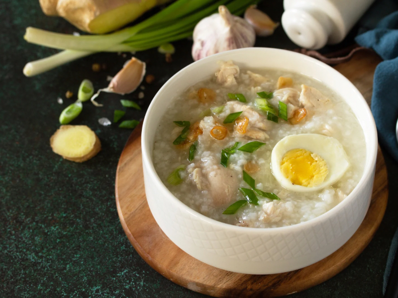Bubur ayam hangat