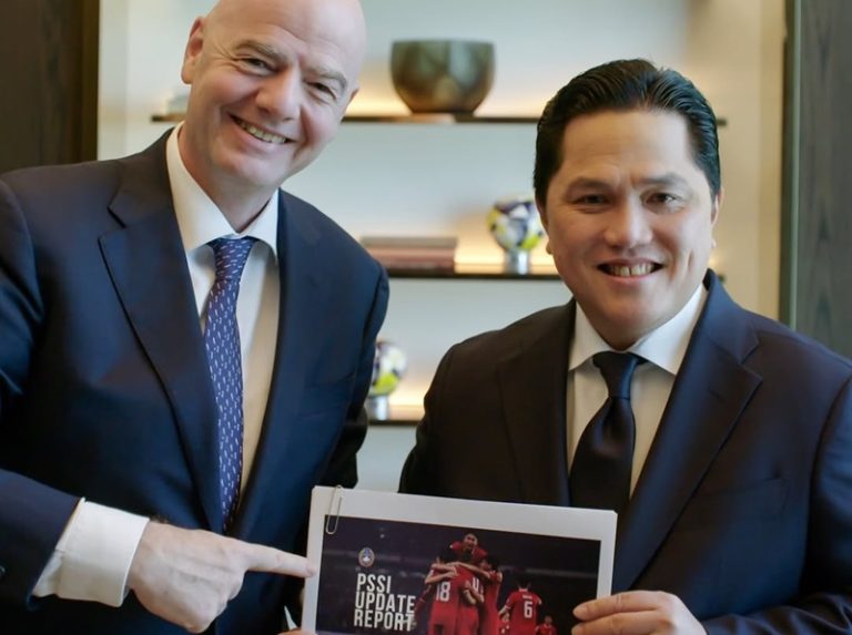 Erick Thohir Ketemuan dengan Presiden FIFA, Lapor Soal Perkembangan Sepakbola Indonesia