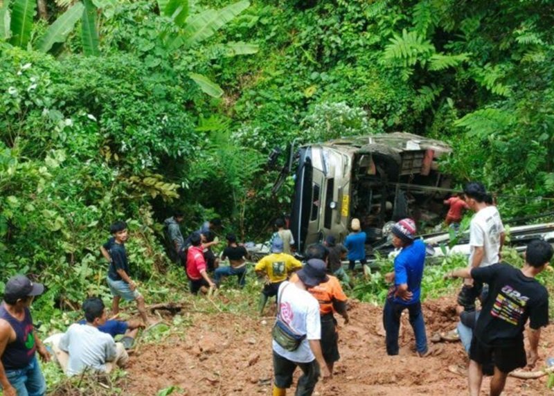Kecelakaan bus