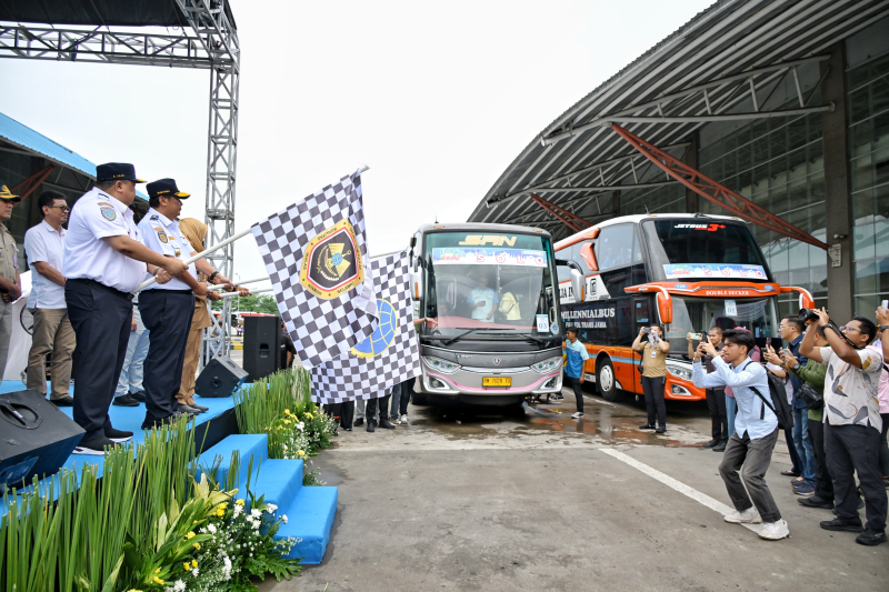 Kementerian Perhubungan Lepas Mudik Gratis