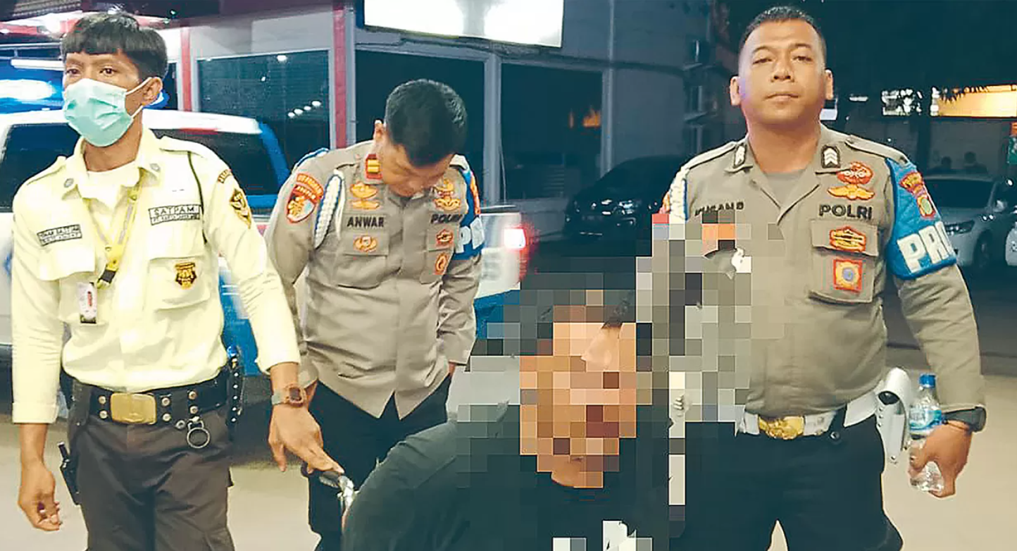 Polisi Bunuh Ibunya Pakai Tabung Gas