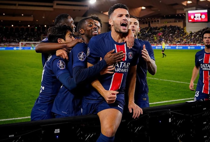 Skuad PSG saat selebrasi di Ligue 1 Skuad PSG saat selebrasi di Ligue 1