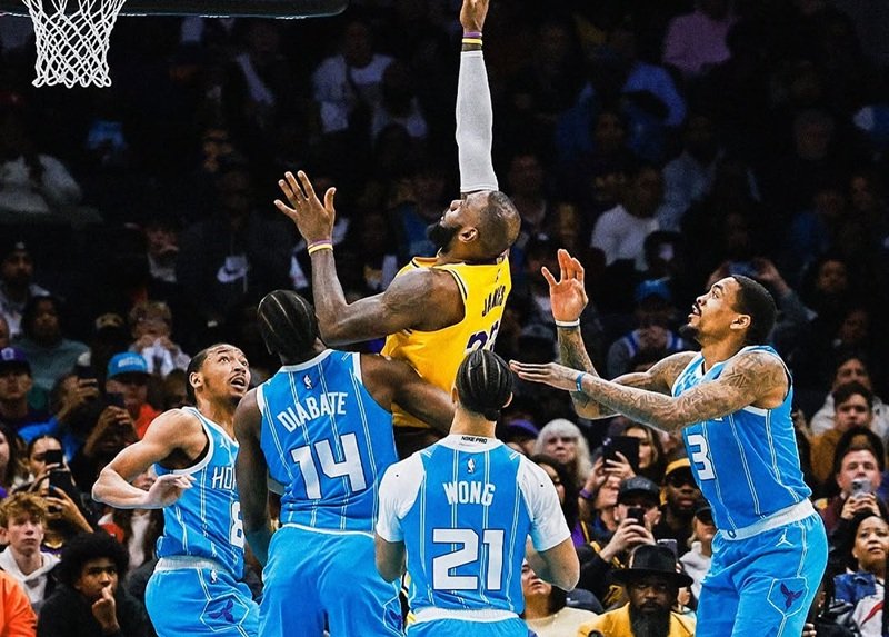 Charlotte Hornets vs LA Lakers di lanjutan NBA