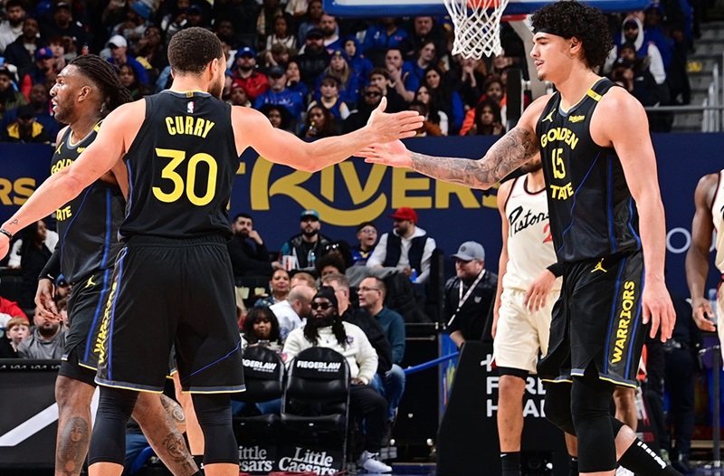 Golden State Warriors kontra Detroit Pistons di lanjutan NBA