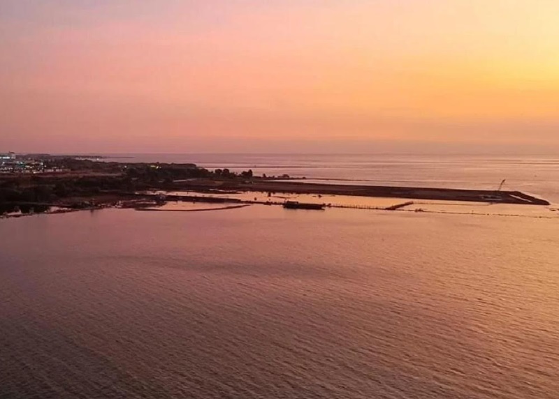 Kapling laut di Makassar
