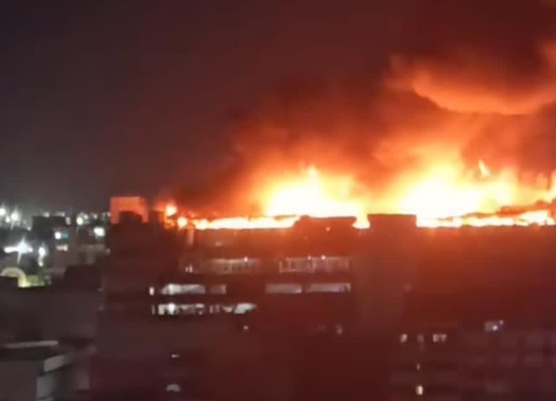 Kebakaran di Glodok Plaza