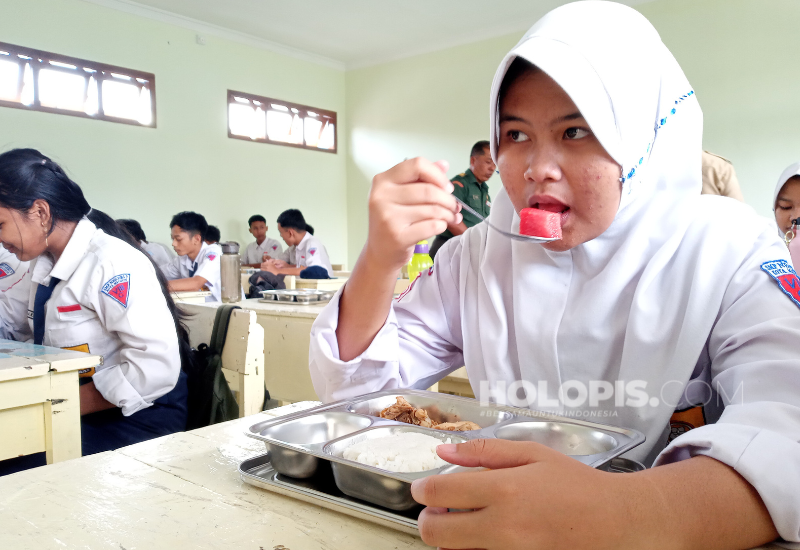 Program MBG di SMPN 5 Madiun