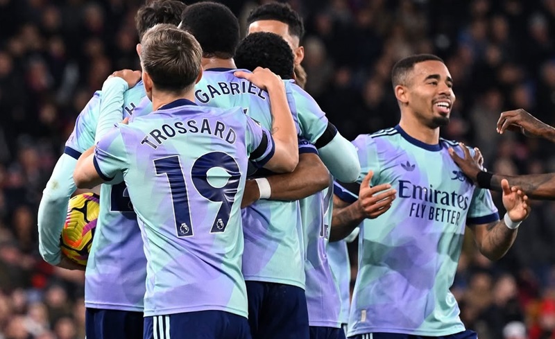 Skuad Arsenal saat selebrasi gol