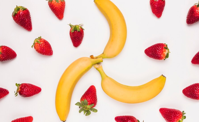 Stroberi dan pisang