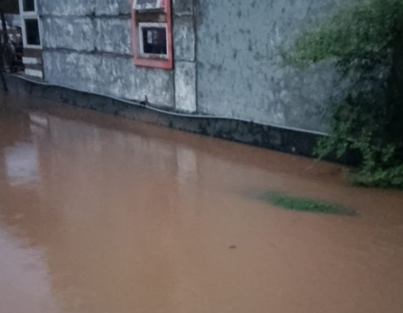 Banjir rob di Sumbawa Banjir rob di Sumbawa