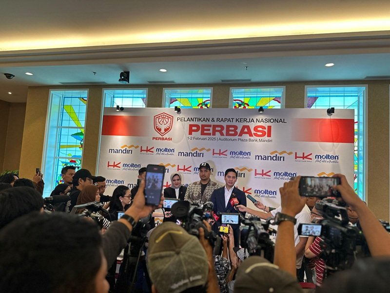 Budisatrio Djiwandono, Ketum Perbasi