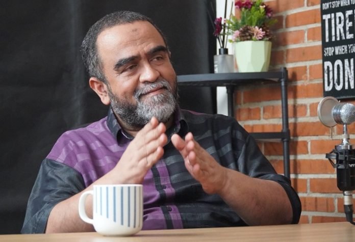 Habib Syakur -