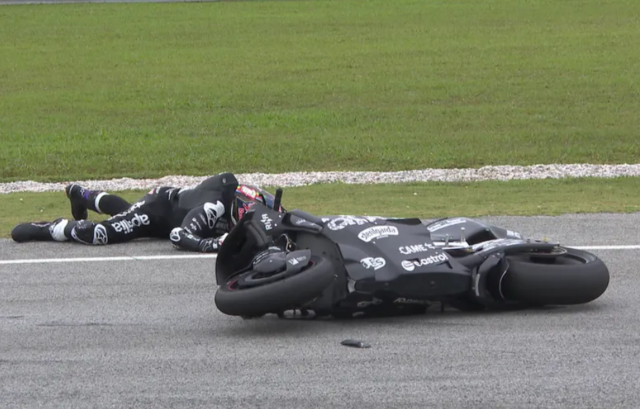 Jorge Martin Patah Tulang Setelah Kecelakaan di Sirkuit Sepang, Apa Penyebabnya? 1 Jorge Martin