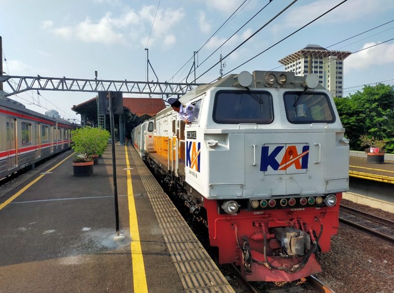 Kereta api