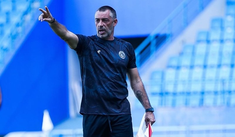 Pelatih Arema FC, De Gomes