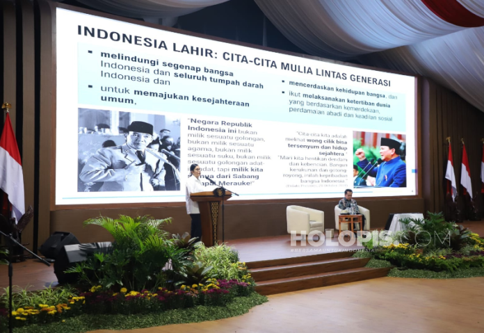 Sri Mulyani di Retreat Kepala Daerah 2025 - HOLOPIS