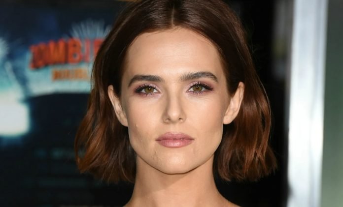 Zoey Deutch