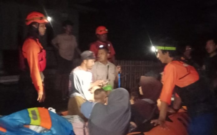 Banjir di Karawang.