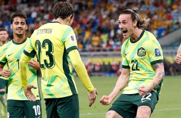 Jackson Irvine dan skuad Timnas Italia
