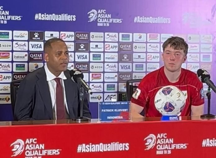 Patrick Kluivert saat konpers usai laga Indonesia vs Bahrain