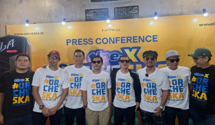 Band TipeX