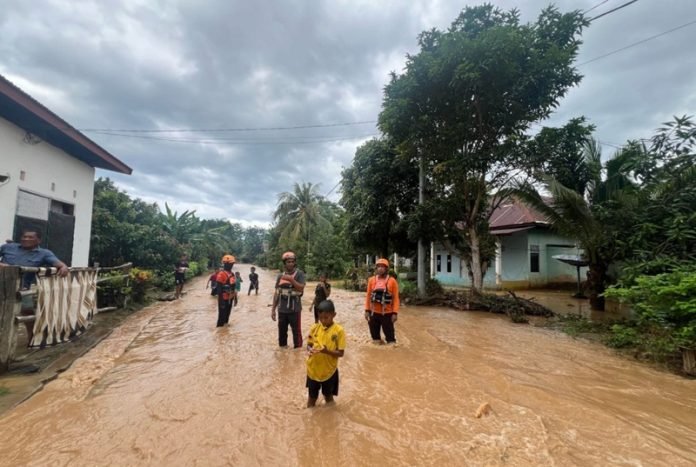 Banjir di Kabupaten Luwu