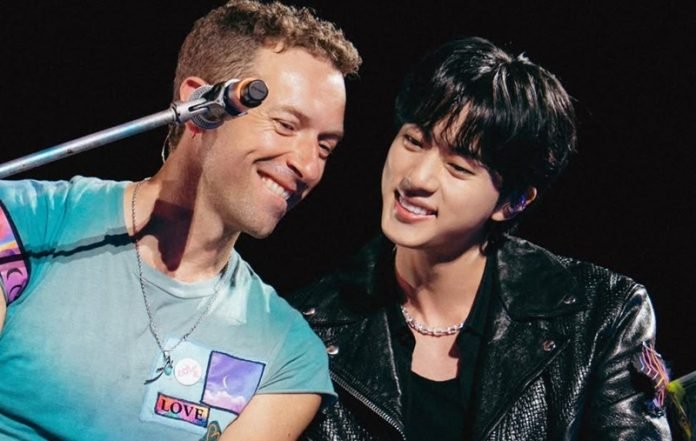 Jin BTS dan Chris Martin
