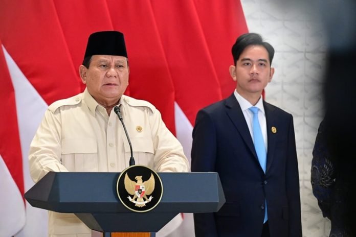 Presiden Prabowo Subianto saat memberikan keterangan jelang keberangkatan ke Timur dan Tengah dan Turki