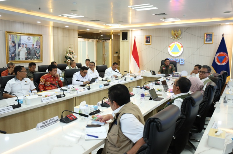 Rapat penanganan karhutla